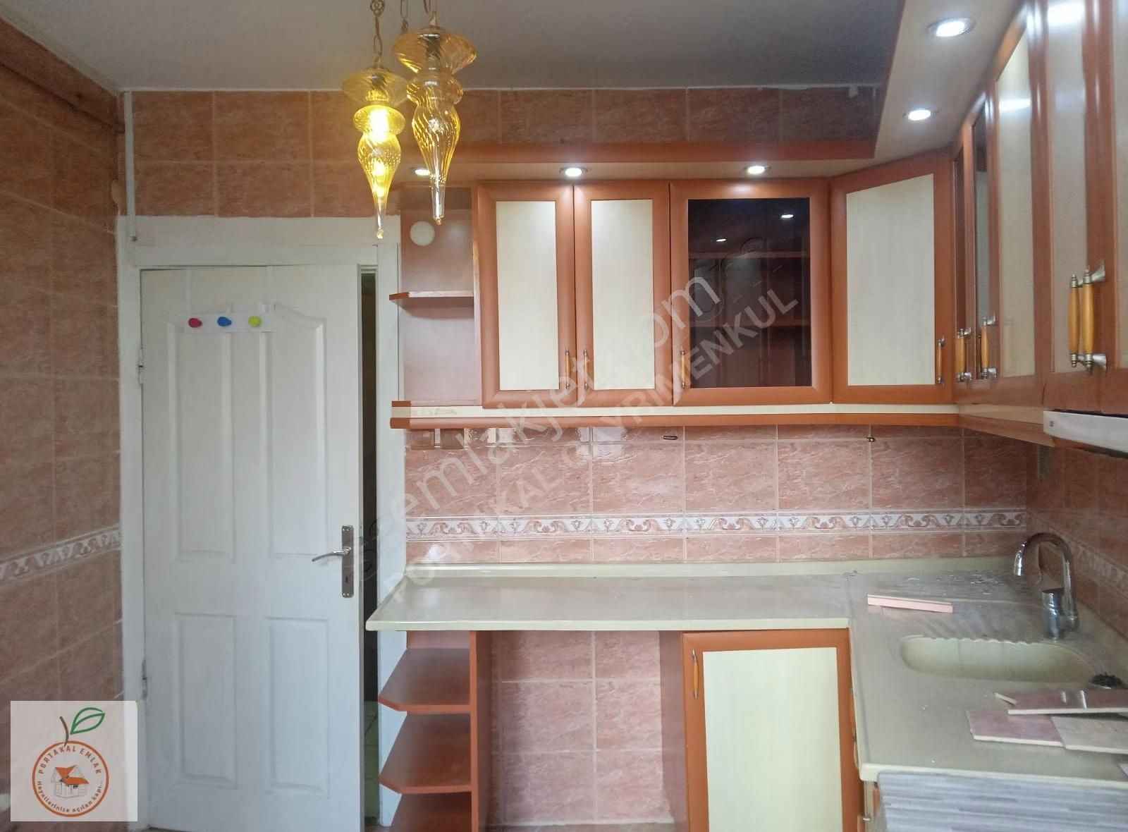 Pendik Çarşıda Kuşparkına Cephe Emsalsiz Konumda Kiralık İşyeri - Görsel 23