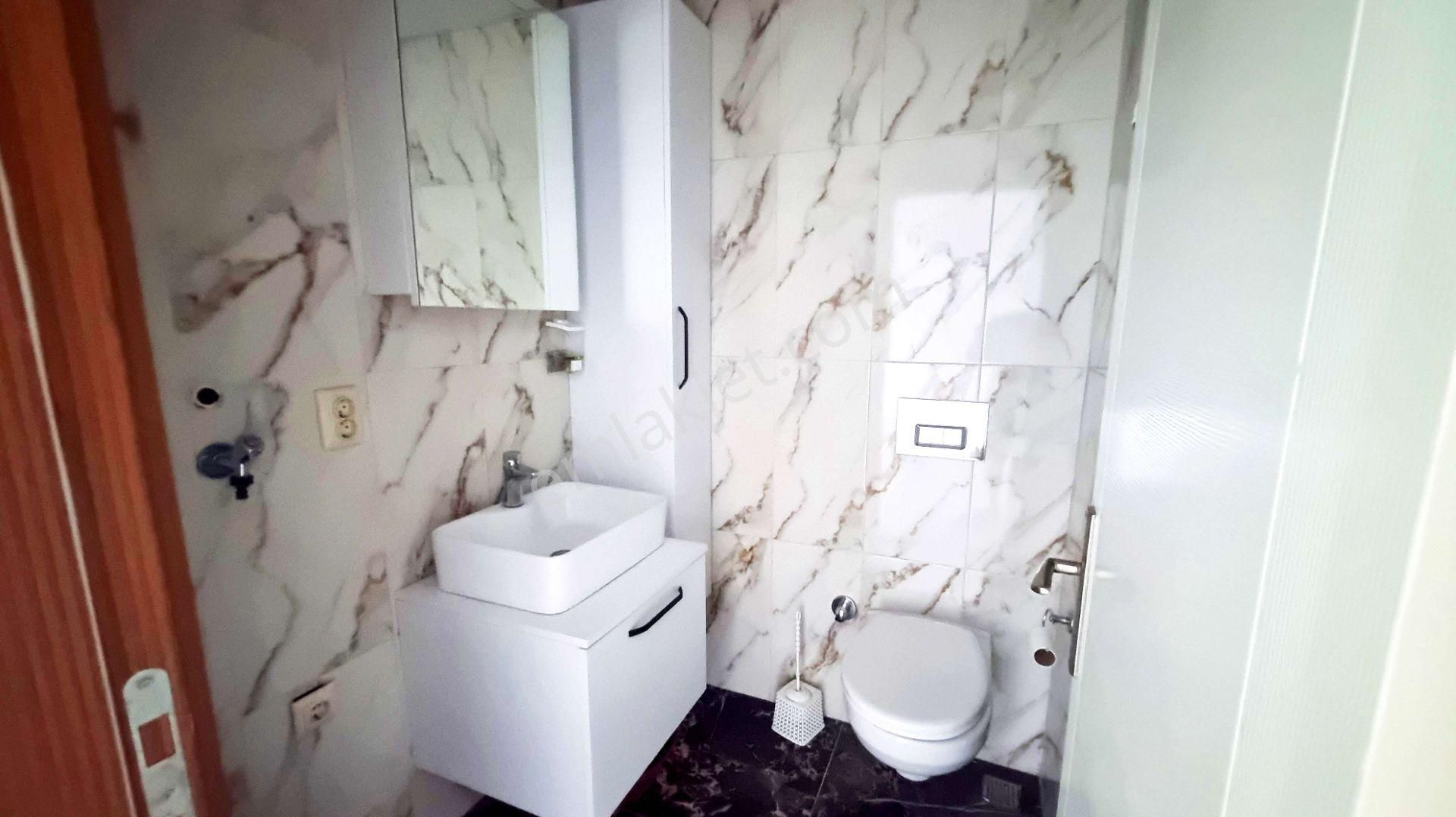 Eşin Ada Sitesinde Hesaplı, Bakımlı 1+1 Daire - Görsel 15