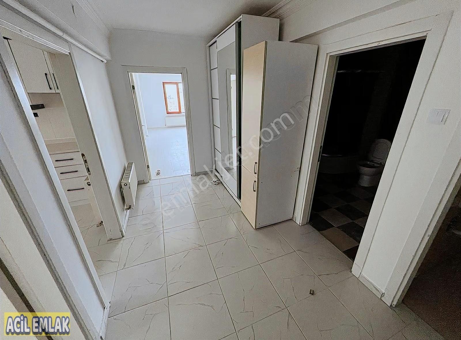 Foça Sokakda Full Yapılı Şehir Manzaralı Kiralık Daire - Görsel 14