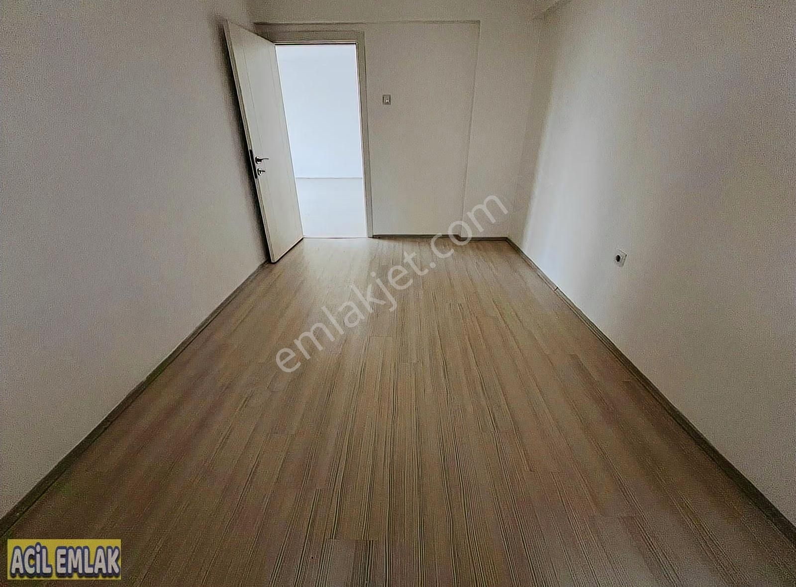 Foça Sokakda Full Yapılı Şehir Manzaralı Kiralık Daire - Görsel 17