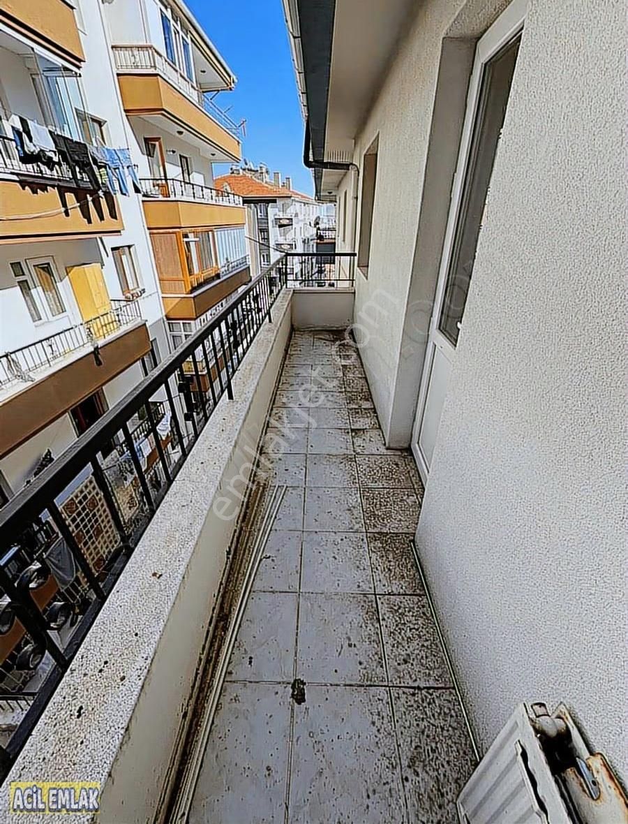 Acil Emlaktan Gazeller Caddesinde Üst Kat Kiralık Daire - Görsel 15