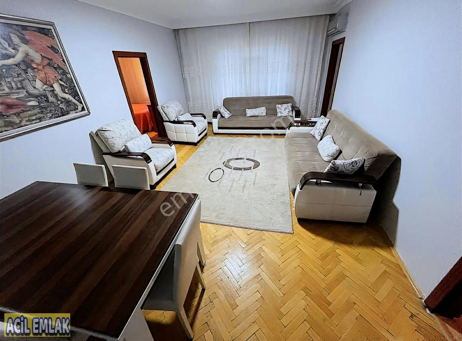 Acil Emlaktan Cadde Üzeri 3+1 Eşyalı Kiralık Daire