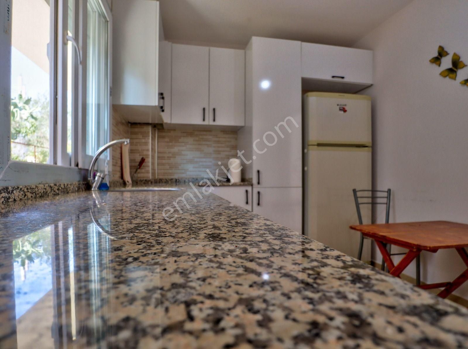 Çandarlı Koru Mevkii 1+1 • Bahçe Katı • Denıze ~400 M - Görsel 21