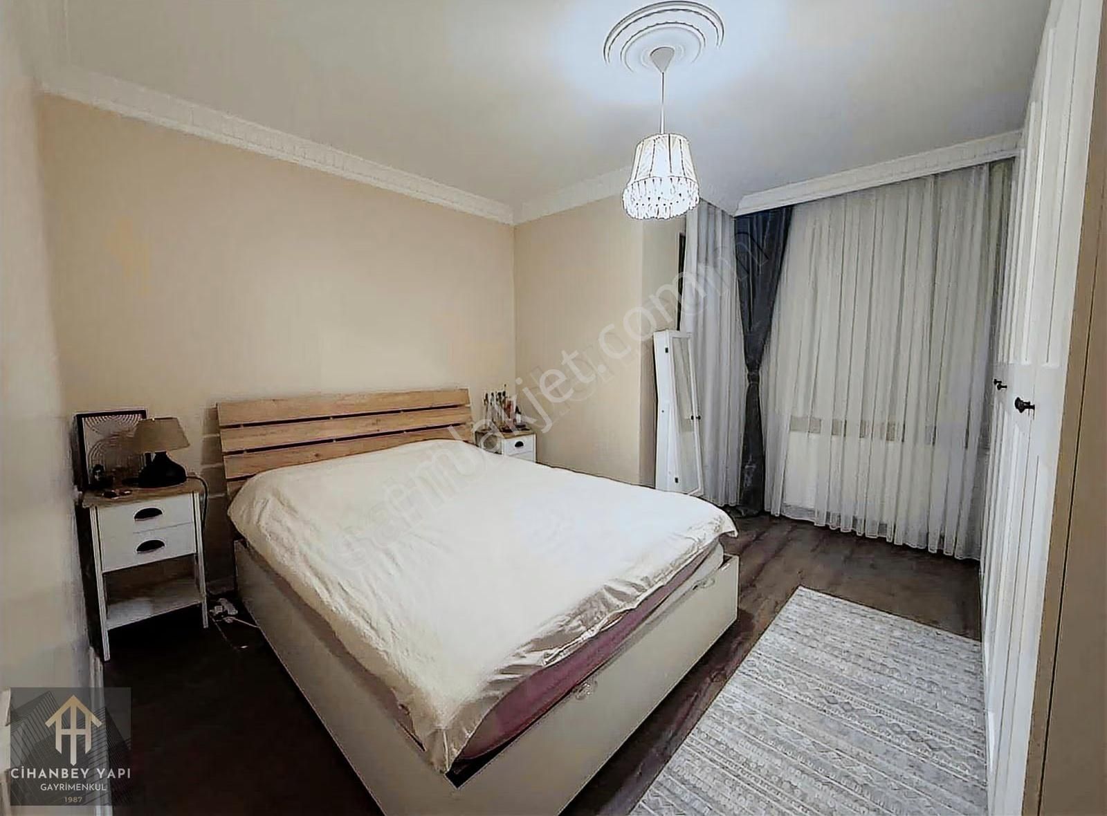 Samandıra Merkez'de Butik Sitede Arakat 2+1 Lüks Daire - Görsel 4