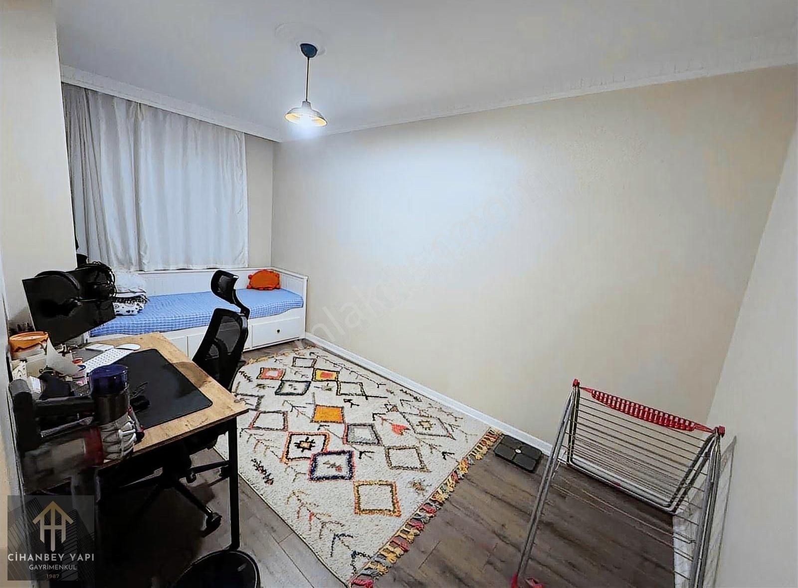 Samandıra Merkez'de Butik Sitede Arakat 2+1 Lüks Daire - Görsel 17