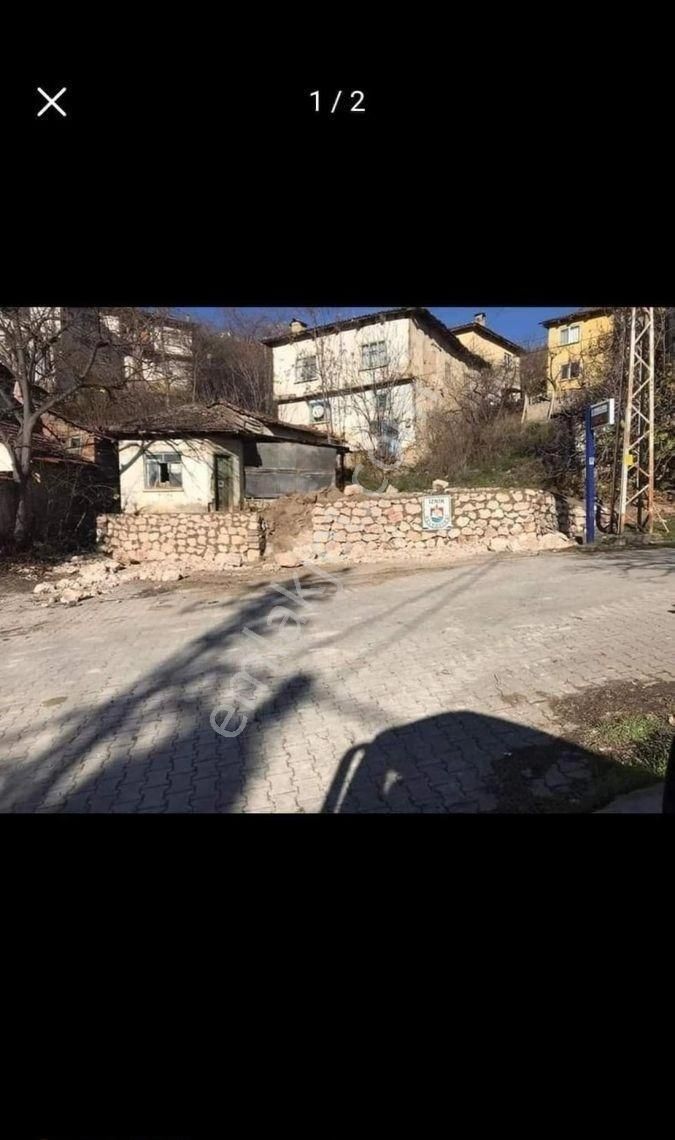 Real'den Bursa/iznik Ömerli Mahallesinde Satılık Bahçeli Kerpiç Ev