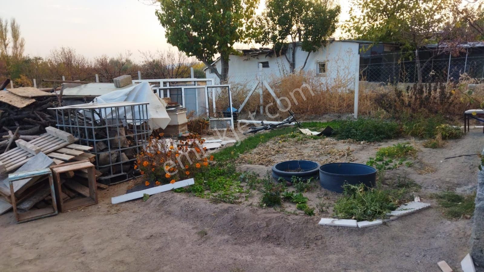 Kaçmaz Emlaktan Yeşilhisarda Satılık Evli Bahçe - Görsel 9