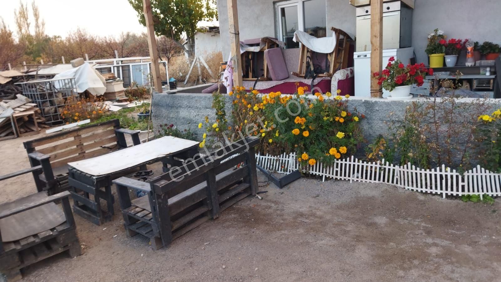 Kaçmaz Emlaktan Yeşilhisarda Satılık Evli Bahçe - Görsel 10