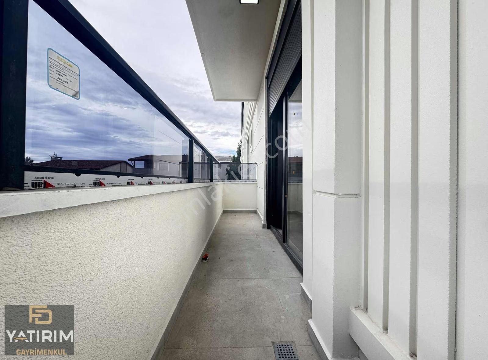 Bayramoğlu Merkez'de Özel Lüx 3+1 176m2 Satılık Dubleks - Görsel 9