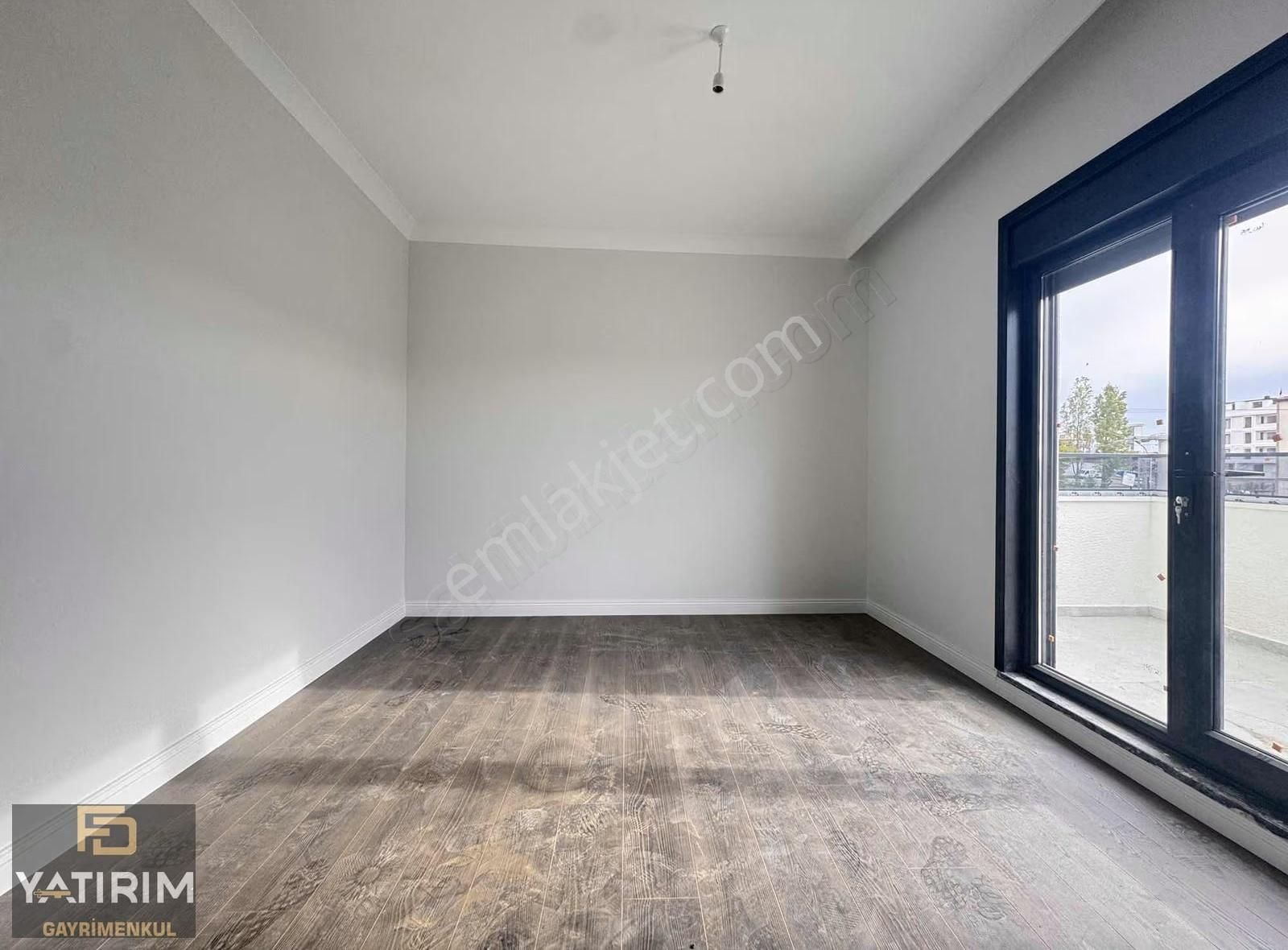 Bayramoğlu Merkez'de Özel Lüx 3+1 176m2 Satılık Dubleks - Görsel 16