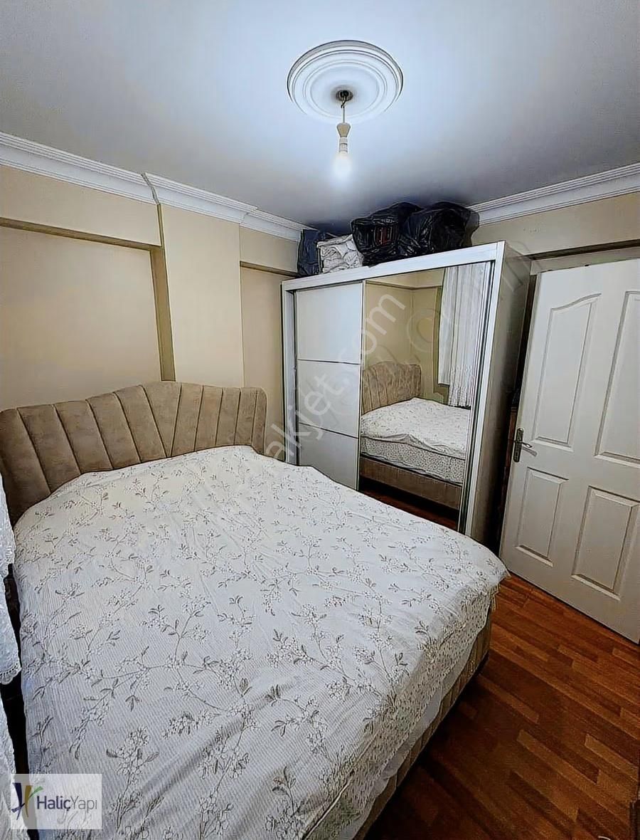 Feriköy Yay Meydanı Caddesinde Kiralık 2+1 Daire - Görsel 9