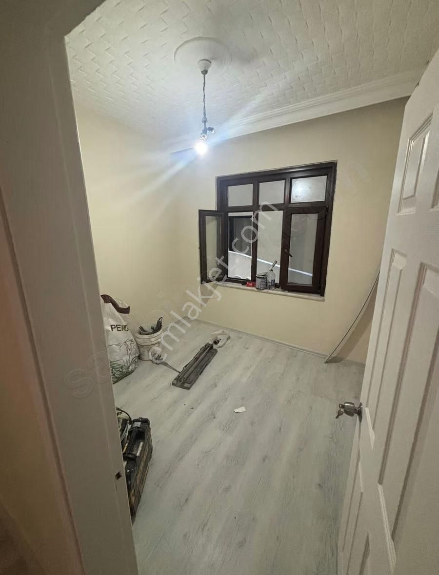 Gsm Den Satılık İçi Ful Tadilatlı Giriş Kat Daire - Görsel 10