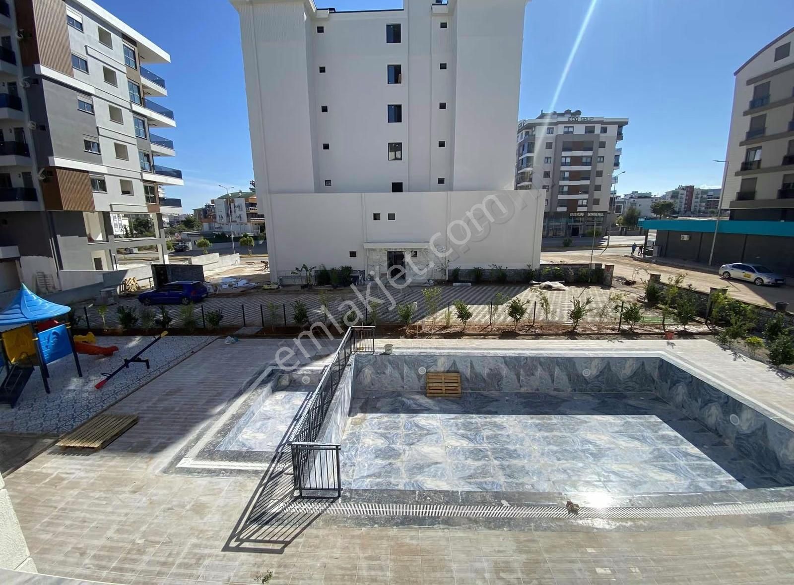 Varsak Aydoğmuş Mah Havuzlu Site İçerisinde Sıfır 2+1 - Görsel 7