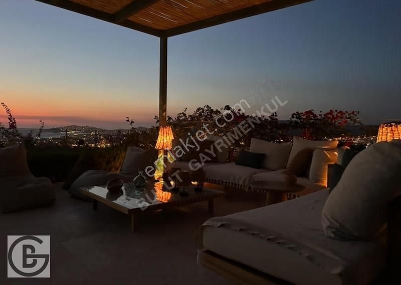 Bodrum Büyüleyici Manzara * Yerden Isıtma * Özel Havuz * Tek Kat - Görsel 2