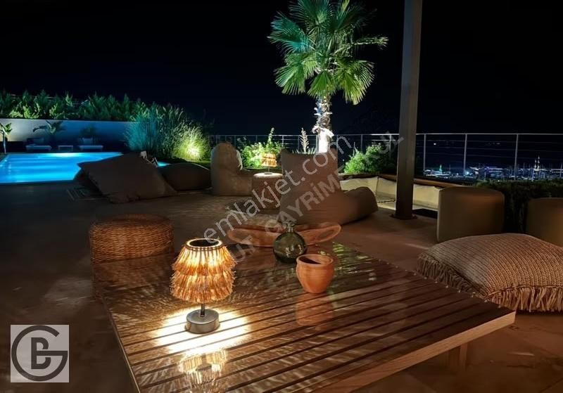 Bodrum Büyüleyici Manzara * Yerden Isıtma * Özel Havuz * Tek Kat - Görsel 6