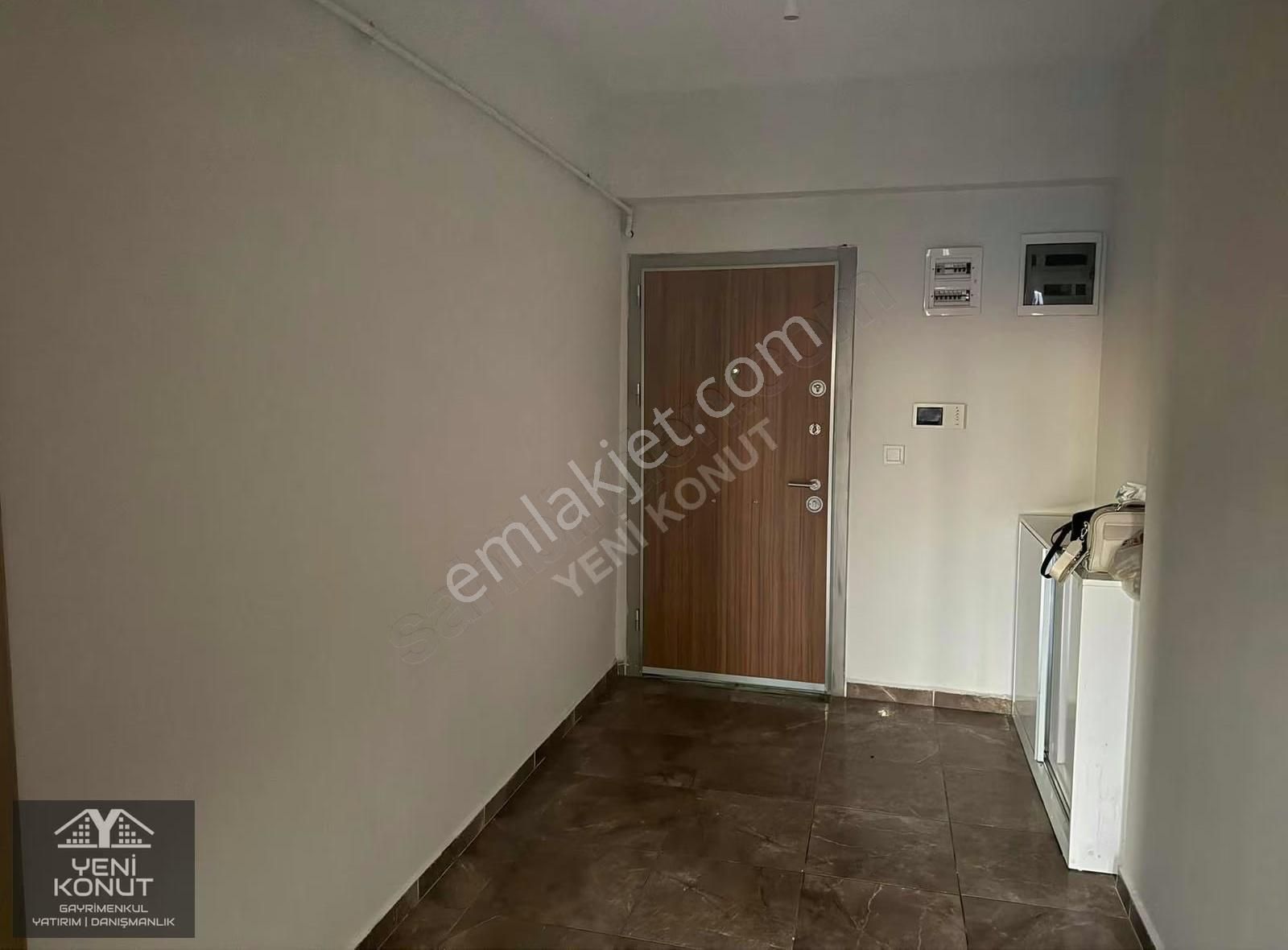 Bahçeşehire Komşu Maximoon Evlerinde Boş Satılık 2+1 Boş Daire ! - Görsel 9