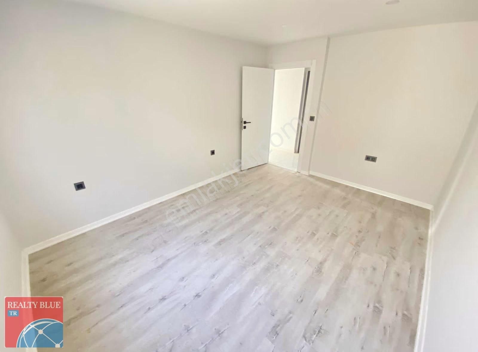 Sultanbeyli Yerden Isıtmalı Kiralık Lüx Daire - Görsel 11