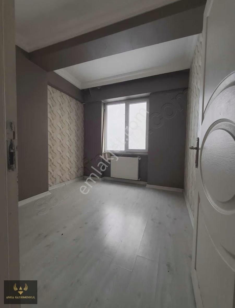 2 + 1 Satılık Daire Kiracı Siz