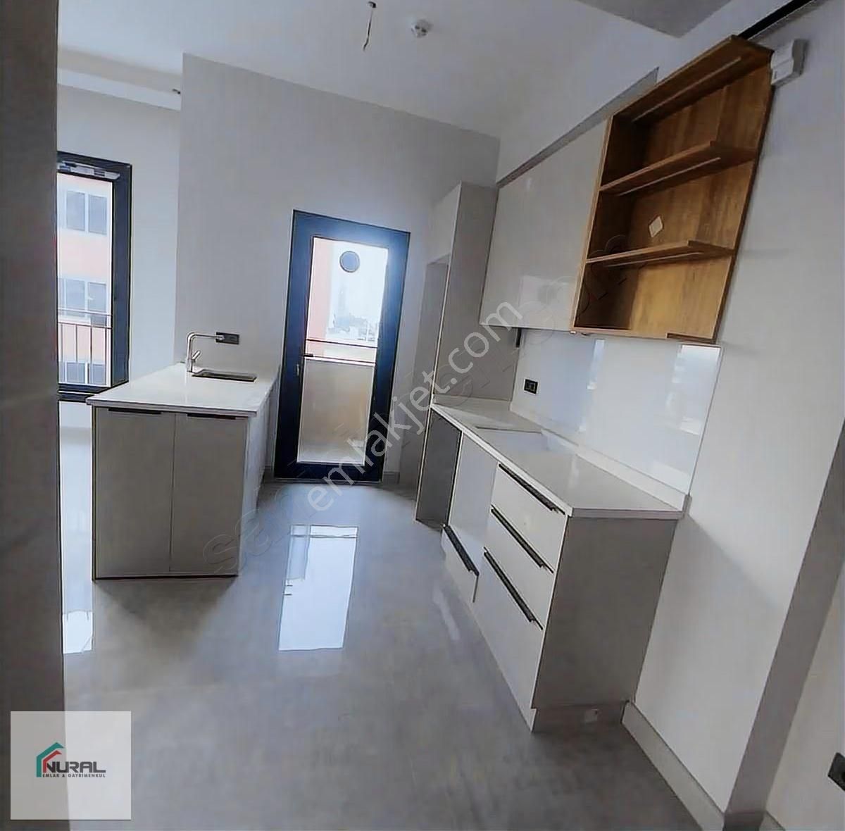 Çiftlikköy Mahallesi Üniversite Caddesi'ne Yakın 1+1 Sıfır Daire - Görsel 14