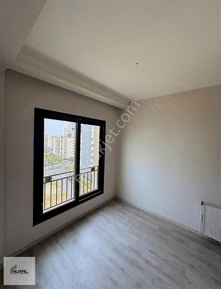 Çiftlikköy Mahallesi Üniversite Caddesi'ne Yakın 1+1 Sıfır Daire - Görsel 13