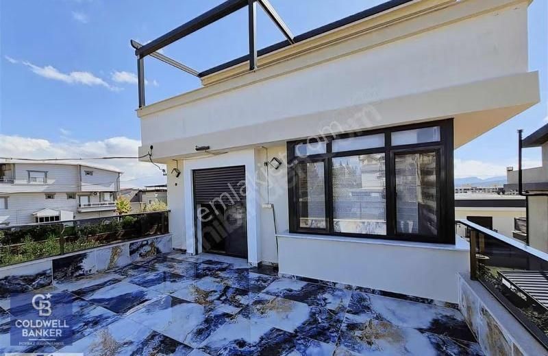 Menderes Coldwell Banker Poyraz'dan Barbarosta 4+1 Villa - Görsel 4