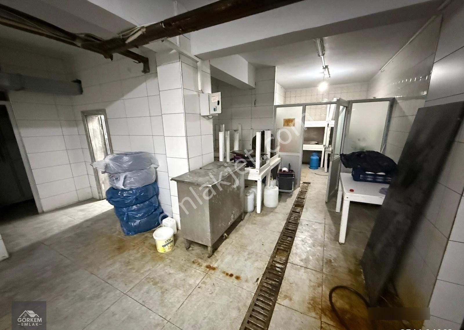 Görkem Emlaktan Trt Karşısı Turan Güneş Paraleli 400kişilik 650m2 Lüks İşletme Devren - Görsel 21