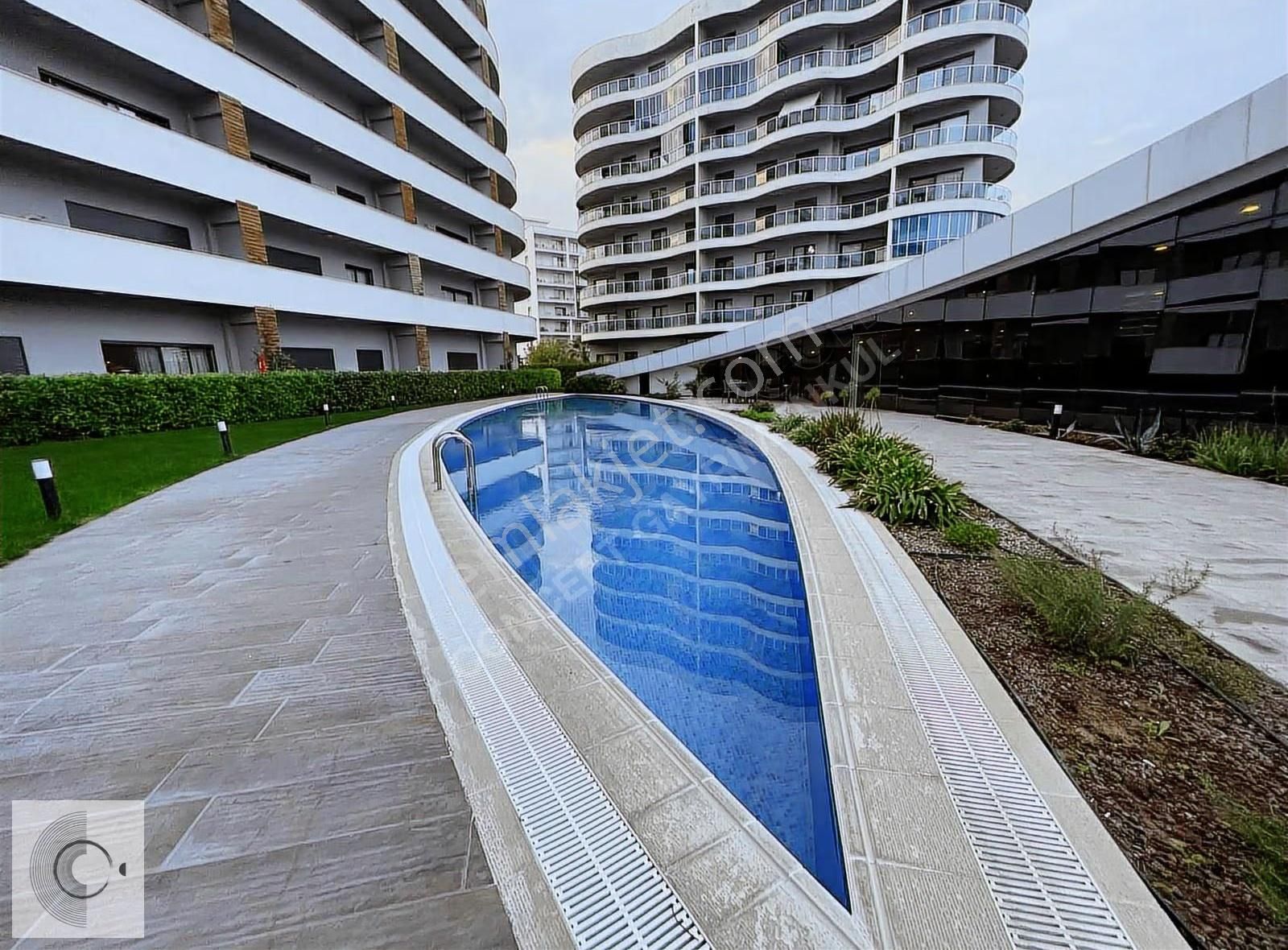 İzmir Çiğli Balatcık Golden Suite Sıt.1+1 Kiralık Daire - Görsel 34