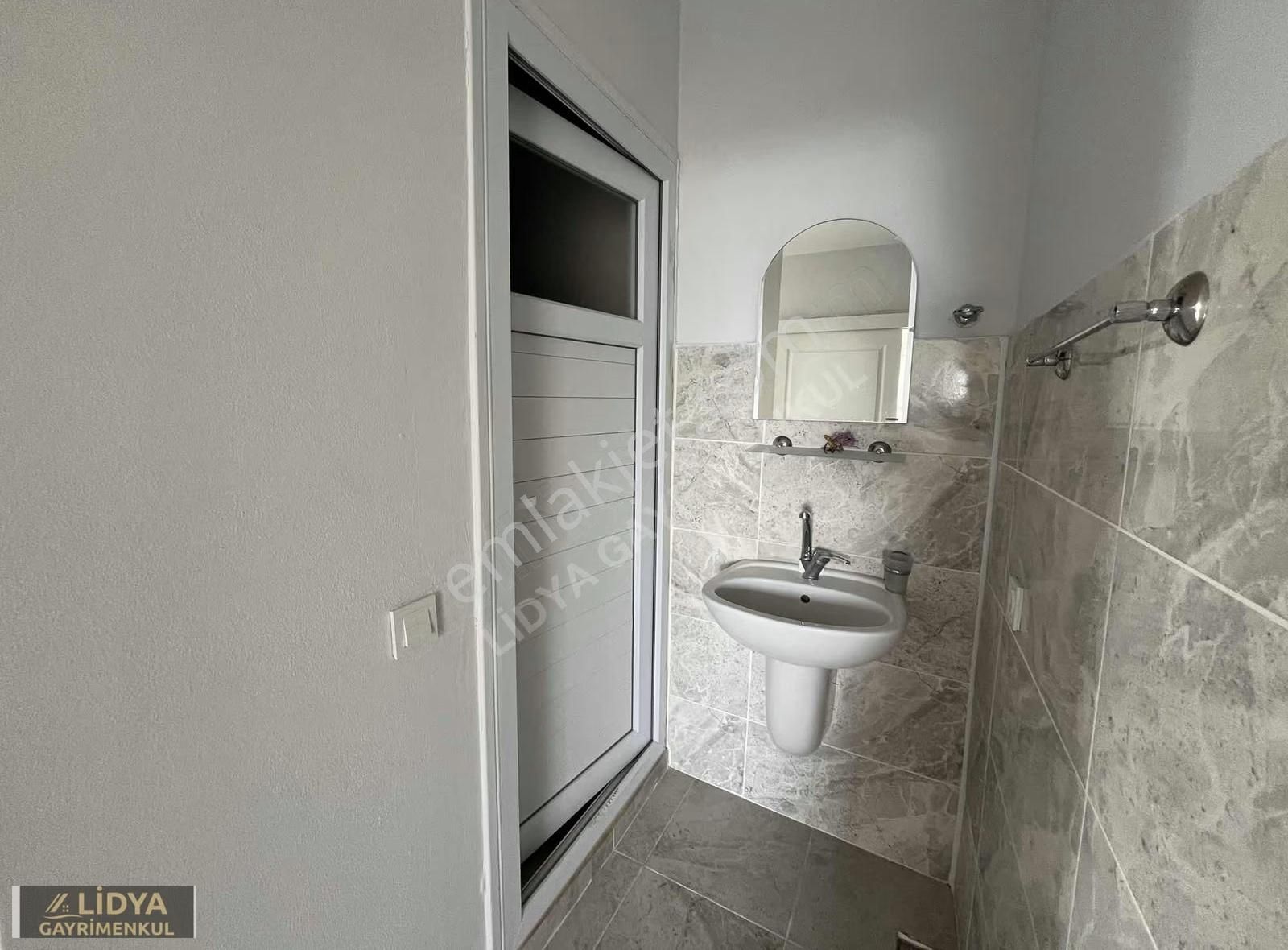 Aslanlı'da Deniz Manzaralı Satılık Müstakil Ev - Görsel 9