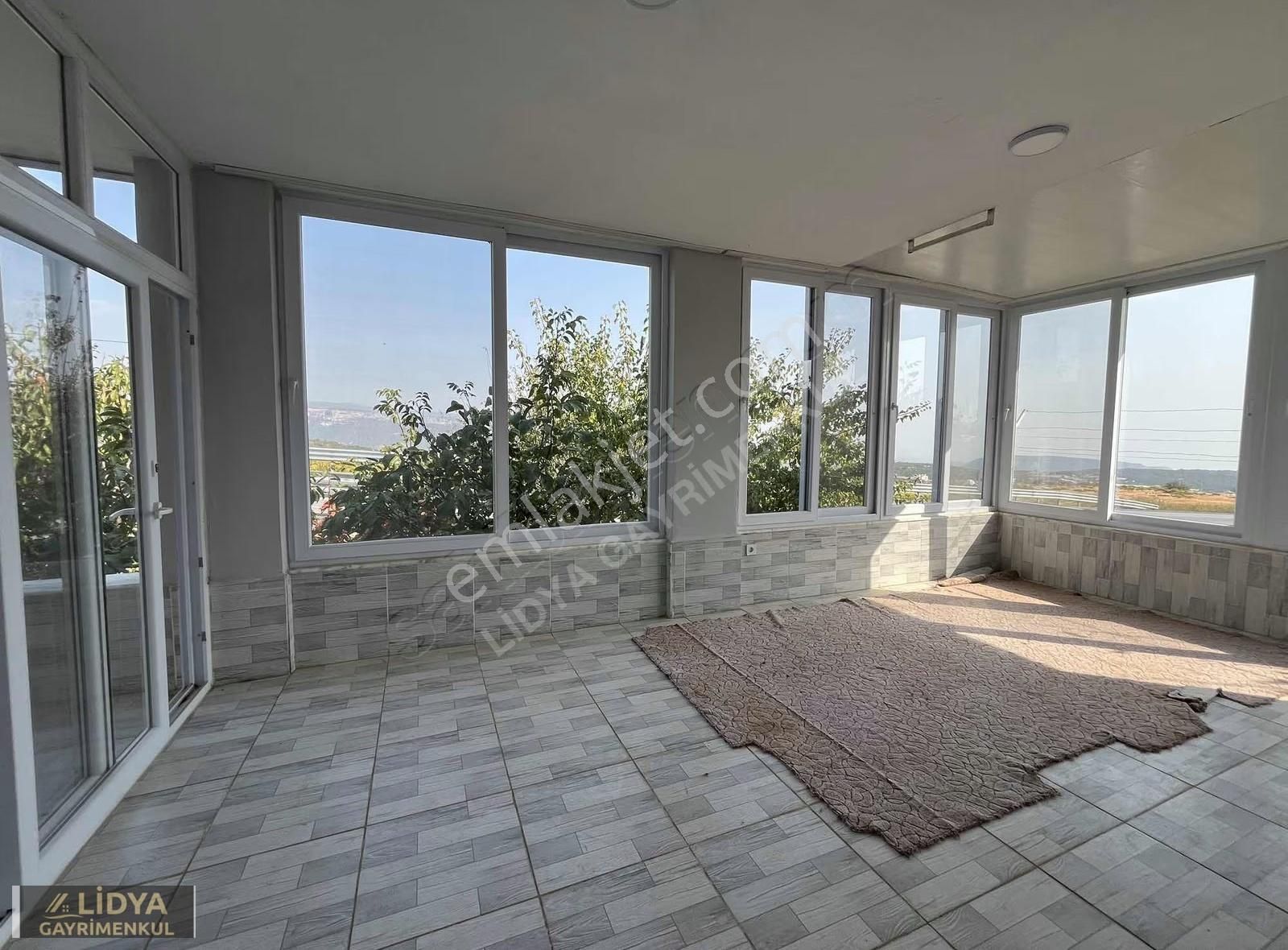 Aslanlı'da Deniz Manzaralı Satılık Müstakil Ev - Görsel 13