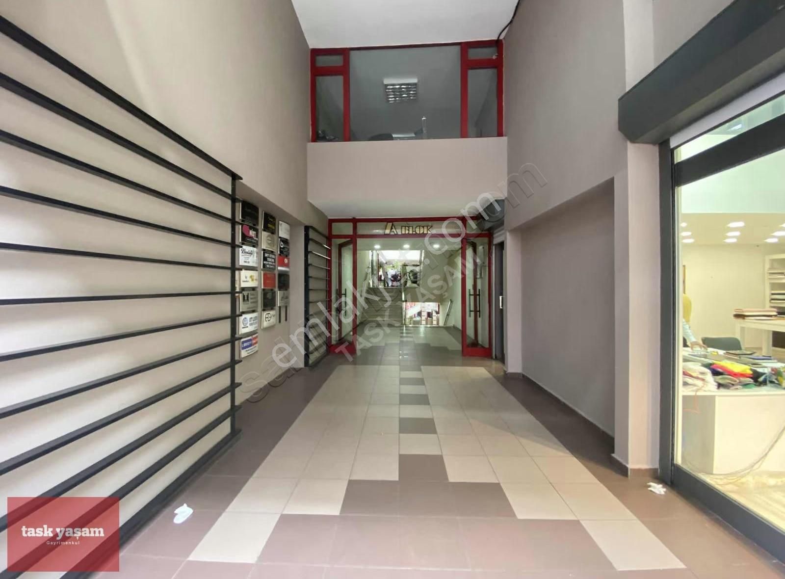 Nişantaşı Mim Plaza'da Geniş Cepheli Satılık Fırsat Dükkan - Görsel 13