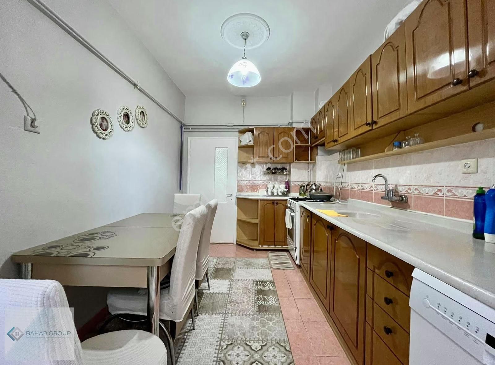 Yavuzselim Mah Satılık Ara Kat Güney Cephe Daire - Görsel 11