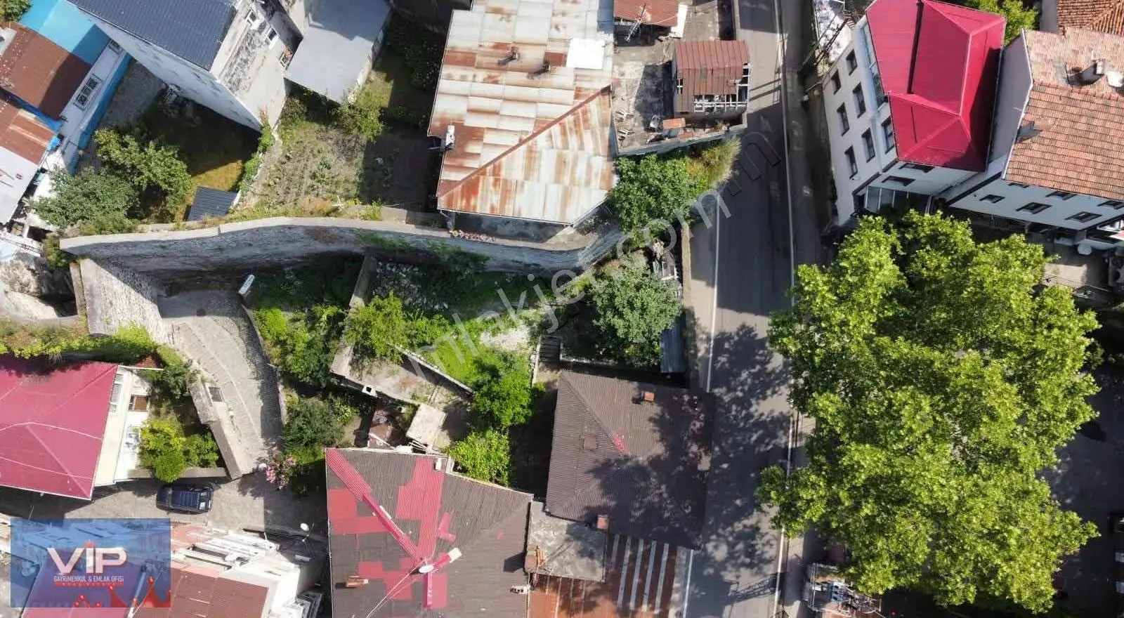 Vıp Gayrimenkul'den Bahçecik Işıkların'da Arsalı Müstakil Ev - Görsel 4
