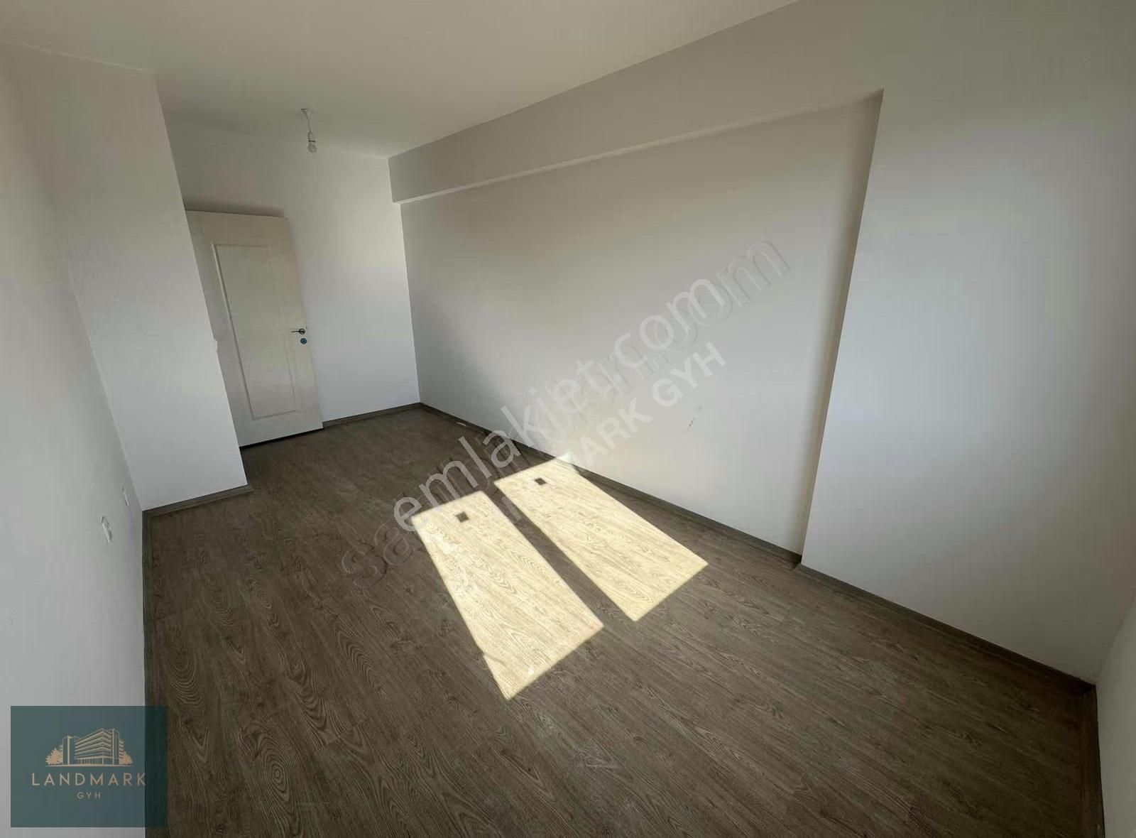 Sitenin Yetkili Ofisi Landmark'tan Önü Açık Kiralık 2+1 - Görsel 32