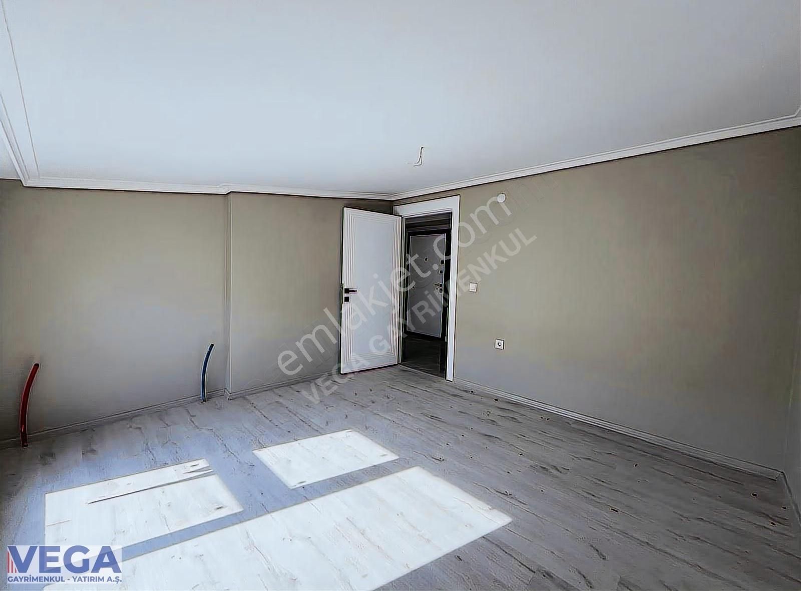 ▄vega▄şahintepe Mahallesinde Çift Girişli 6+1 Daire - Görsel 28