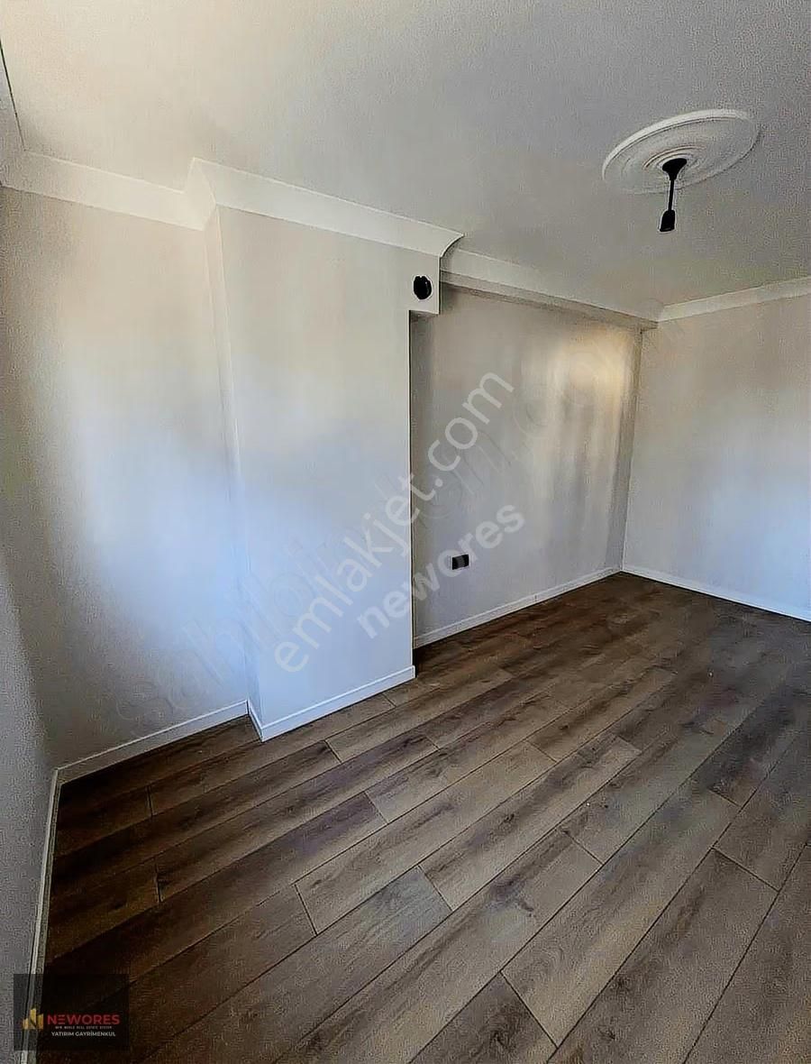 İstasyonda Emsalsiz Lokasyonda 2+1 - Görsel 17