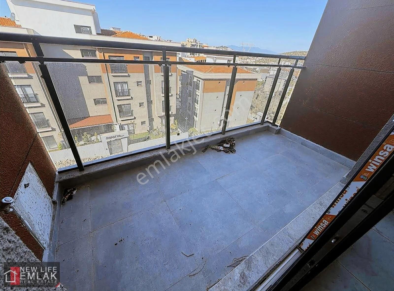 Kuşadası Merkezde Havuzlu Sitede Uygun Fiyatlı Satılık 1+1 - Görsel 13