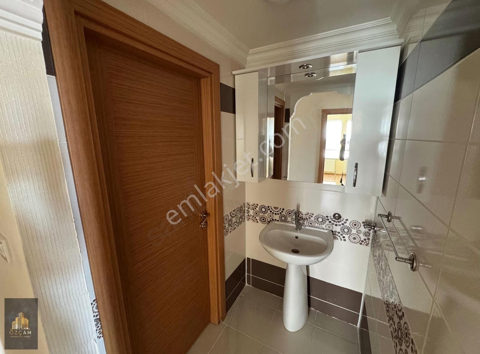 // Özçam'dan█ Site İçerisinde 150 M2 Ebeveyn Banyolu Katta 3+1 - Görsel 7