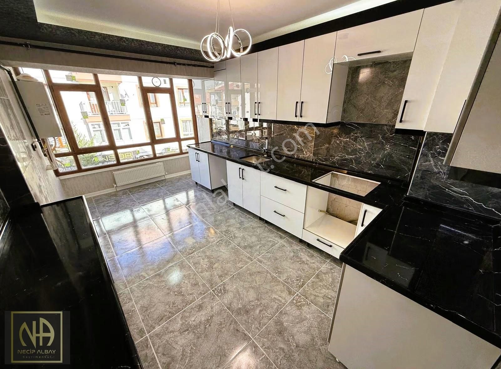 Yayla Mh Sağlık Ocağı Yakını Cd Üzeri Ultra Lüks Yapılı 3+1