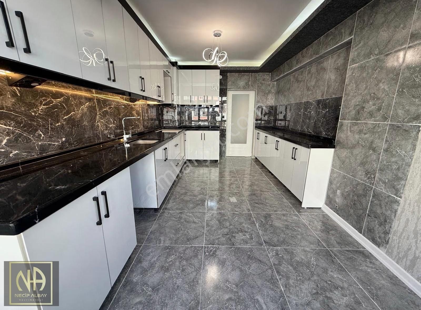 Yayla Mh Sağlık Ocağı Yakını Cd Üzeri Ultra Lüks Yapılı 3+1 - Görsel 28