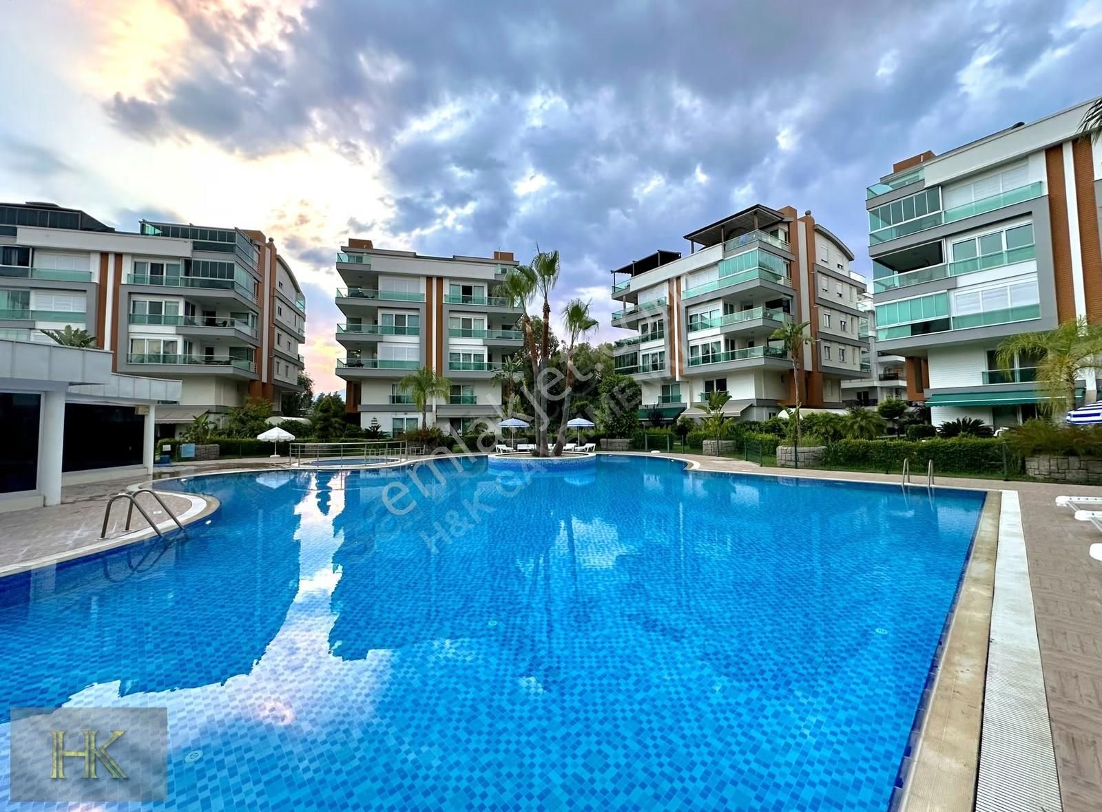 Peyzaj Ödüllü Lüks Site İçerisinde 2+1 Bahçe Dubleks Daire En/ru - Görsel 6