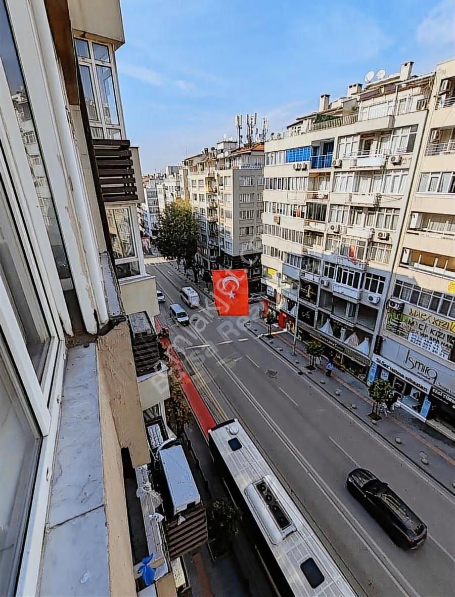 Altıparmak Cadde Üstü Satılık Daire - Görsel 19