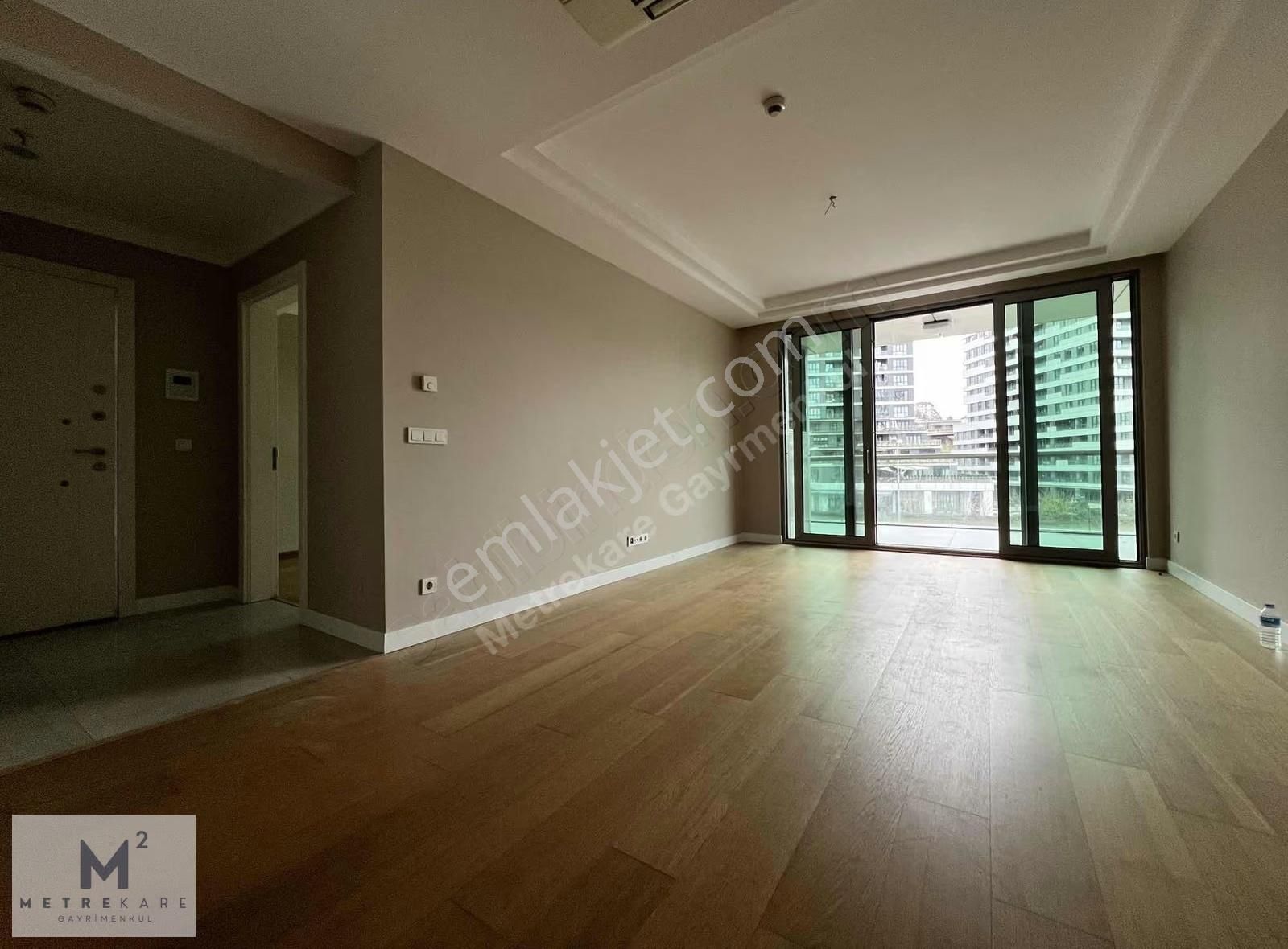 Vadistanbul Teras 1+1 Büyük Tip Kiralık Daire Ön Cephe 95 M2 - Görsel 15