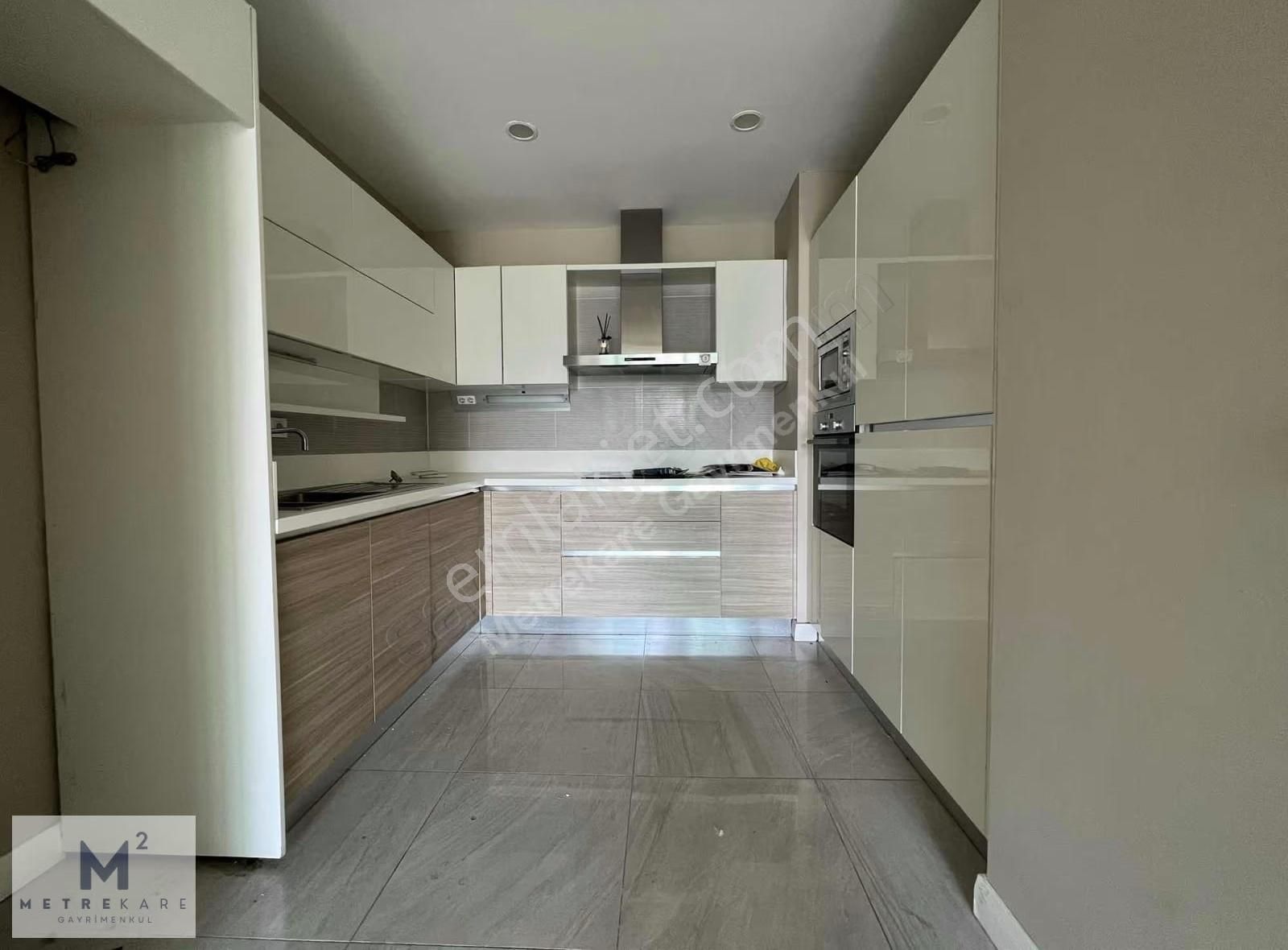 Vadistanbul Teras 1+1 Büyük Tip Kiralık Daire Ön Cephe 95 M2 - Görsel 9