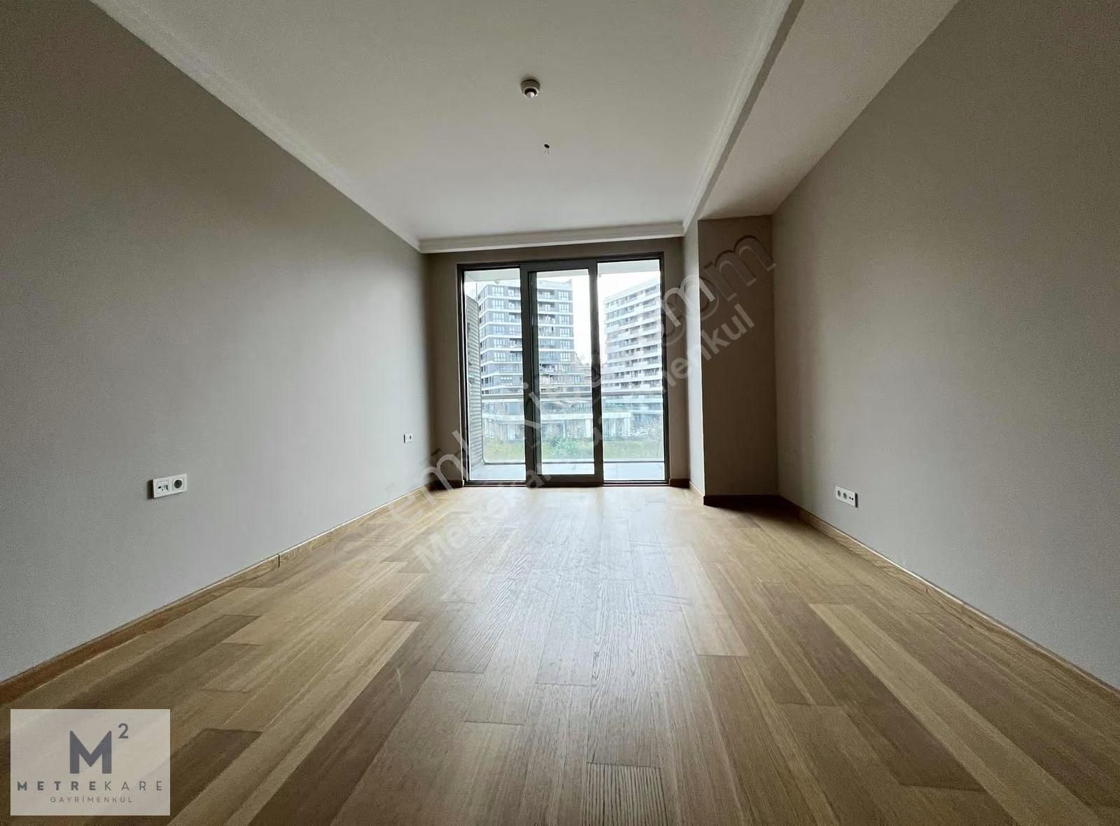 Vadistanbul Teras 1+1 Büyük Tip Kiralık Daire Ön Cephe 95 M2 - Görsel 11
