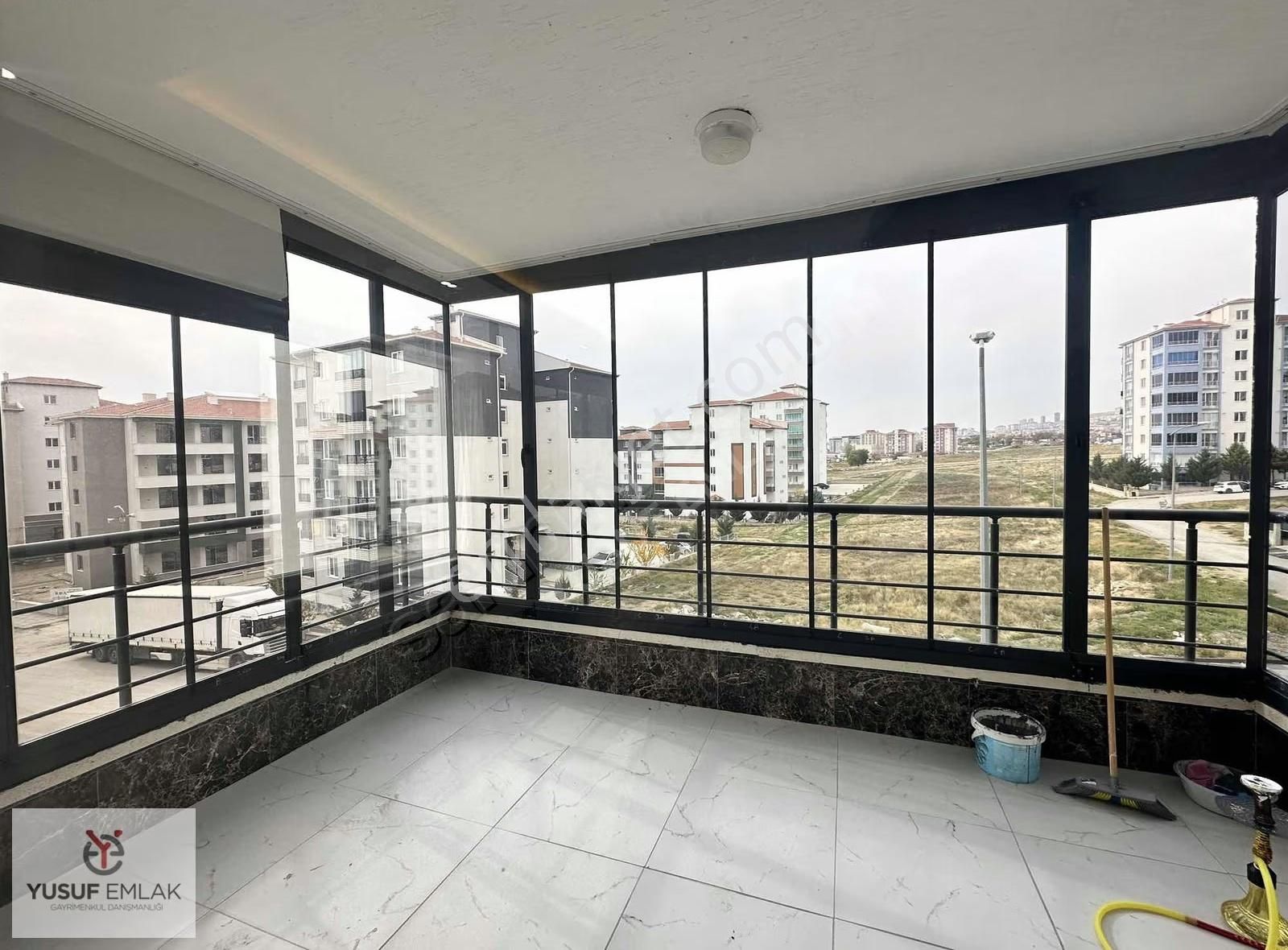 İstiklal'de 3+1 Orta Kat Full Yapılı Cam Balkonlu Daire - Görsel 6