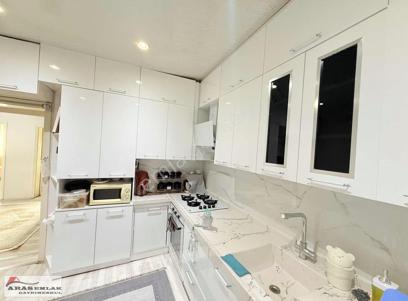 Boztepe Mah.satılık 3+1 Tapulu Müstakil Bahçeli Ev - Görsel 2