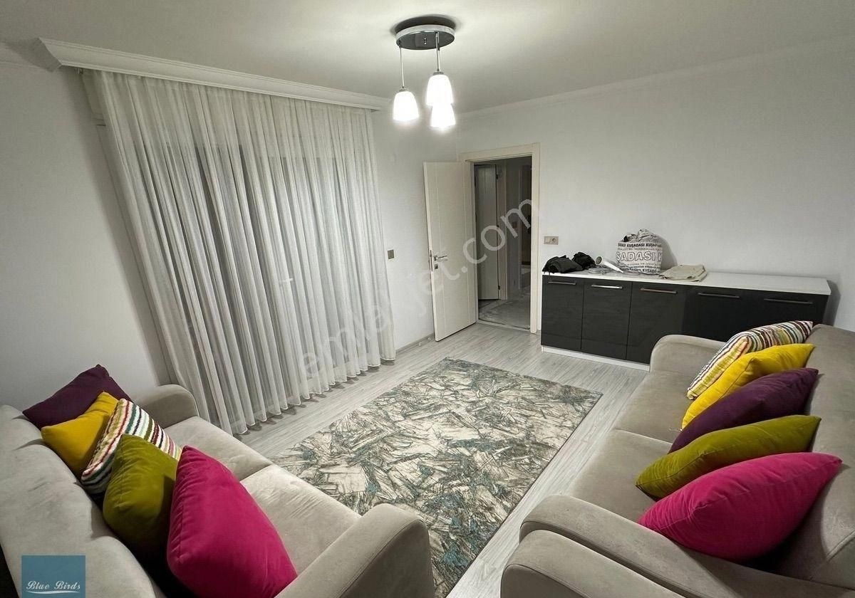 Ege Mahallesinin En Güzel Lokasyonunda 3+1 Geniş Daire - Görsel 2