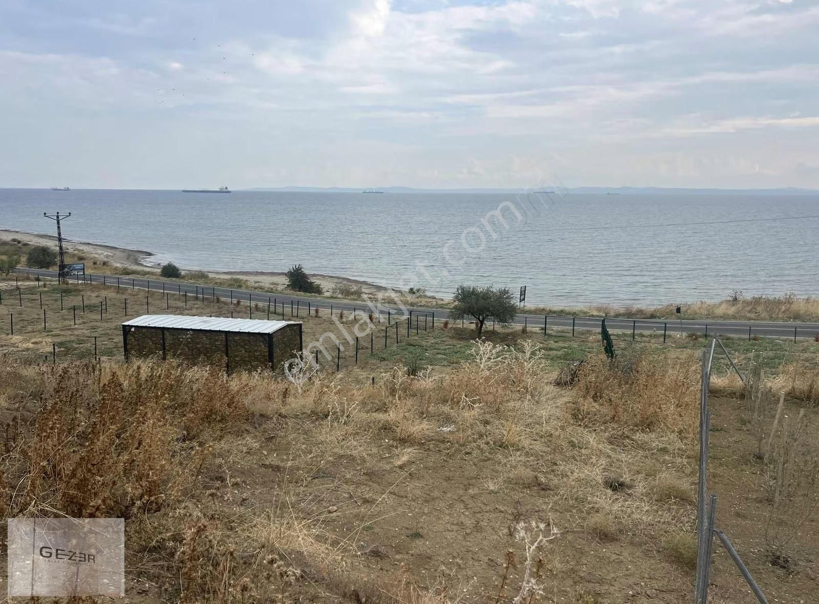 Full Deniz Manzaralı Karavan Koymaya Uygun Bahçemiz Satılıktır