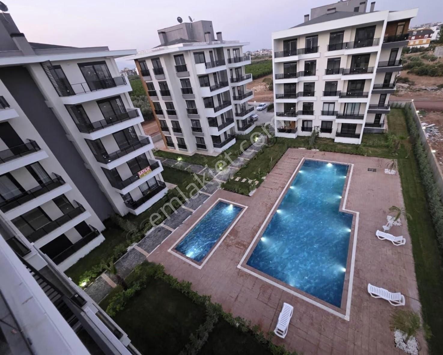 Havuz Ve Dağ Manzaralı Lüks 1+1 / Site İçinde / İskan Var - Görsel 5
