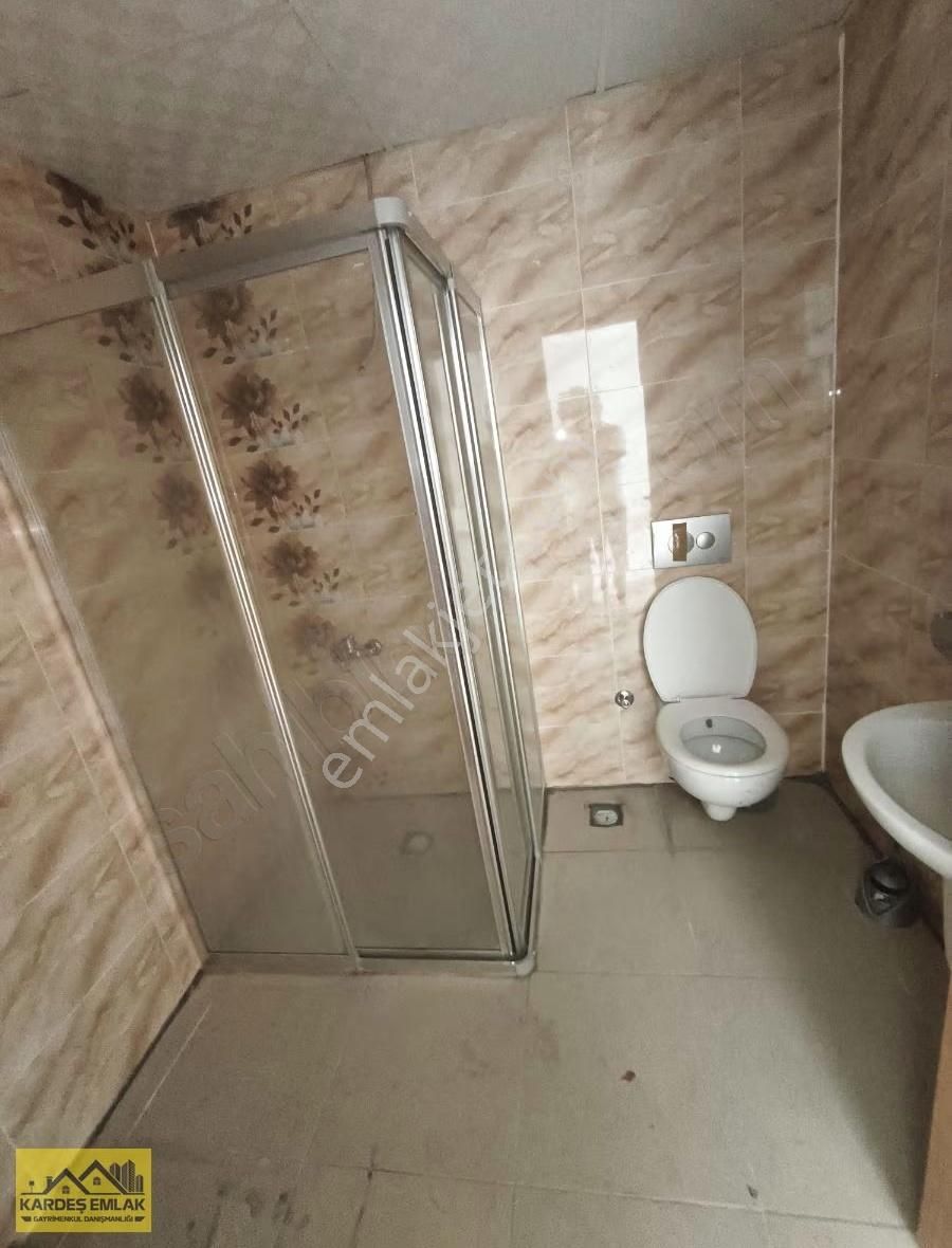 Kardeş Emlaktan Geniş Oturumlu 1+1. - Görsel 6